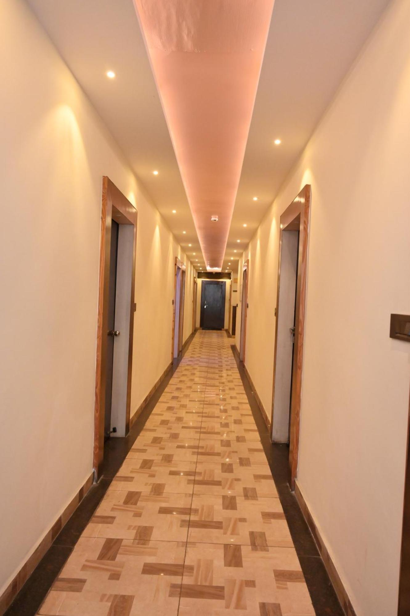 Hotel Riddhi Regency Lucknow Zewnętrze zdjęcie