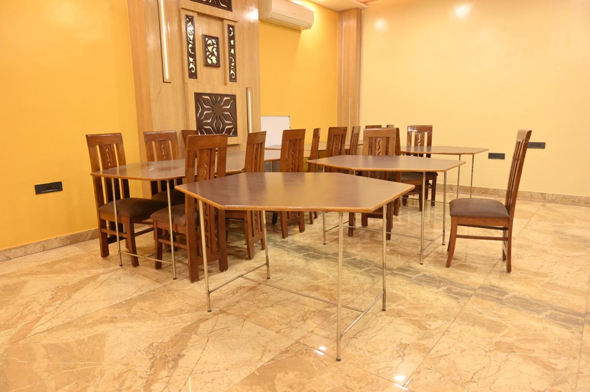 Hotel Riddhi Regency Lucknow Zewnętrze zdjęcie