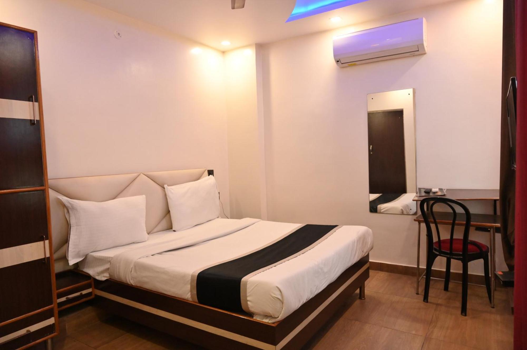 Hotel Riddhi Regency Lucknow Zewnętrze zdjęcie