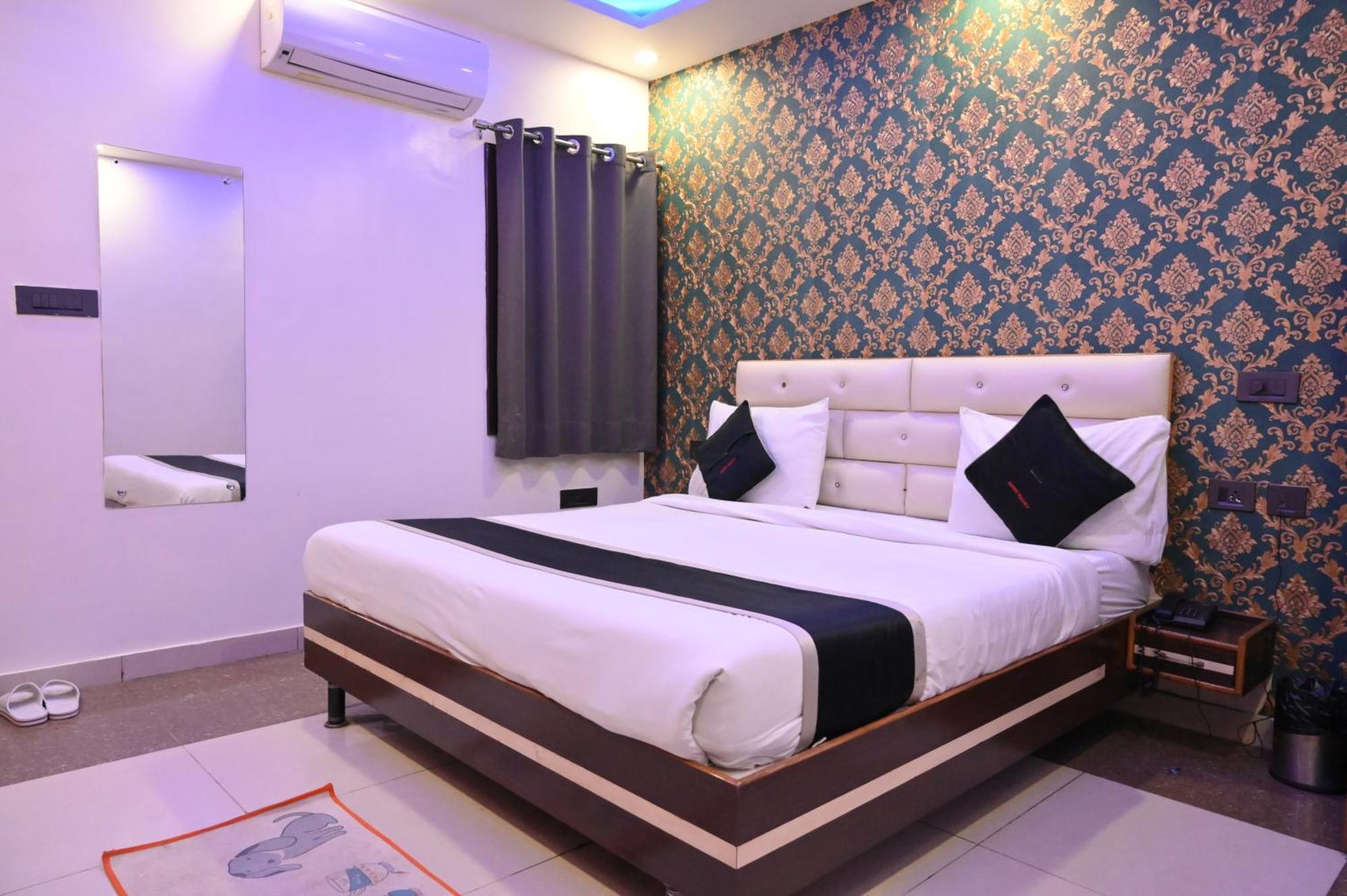 Hotel Riddhi Regency Lucknow Zewnętrze zdjęcie