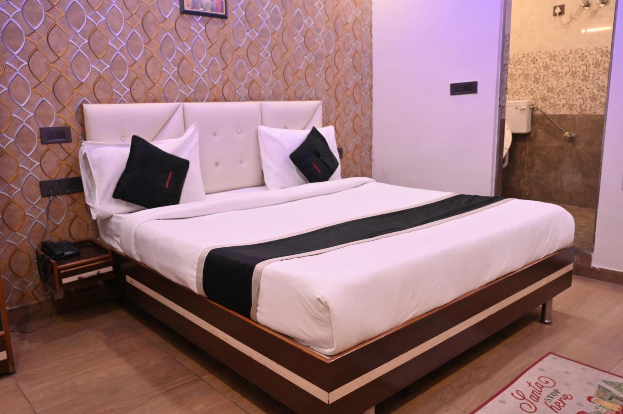 Hotel Riddhi Regency Lucknow Zewnętrze zdjęcie
