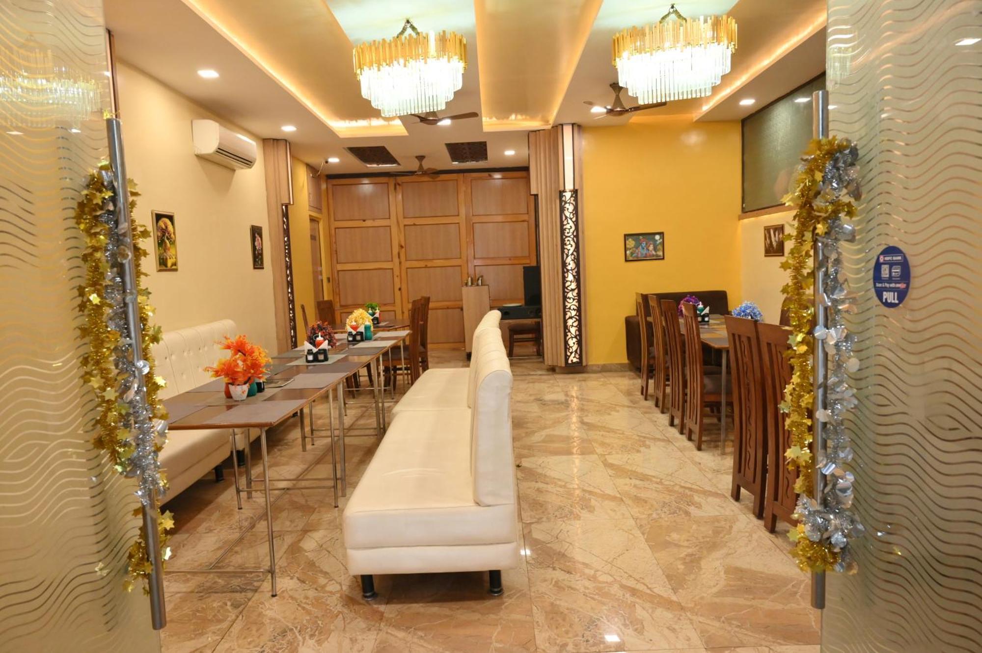 Hotel Riddhi Regency Lucknow Zewnętrze zdjęcie