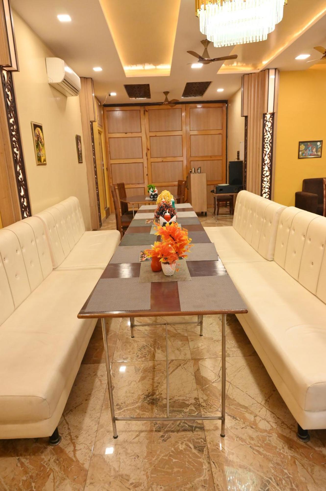 Hotel Riddhi Regency Lucknow Zewnętrze zdjęcie